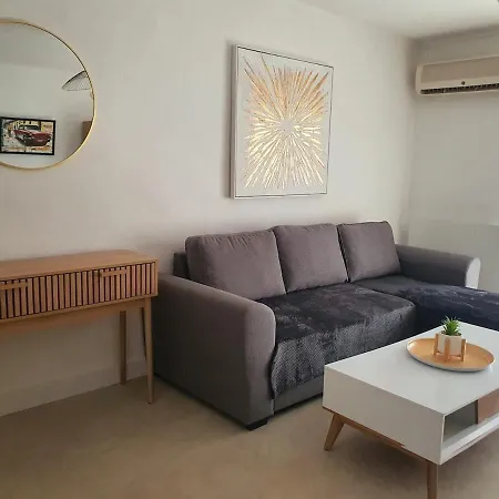 Fully Renovated *