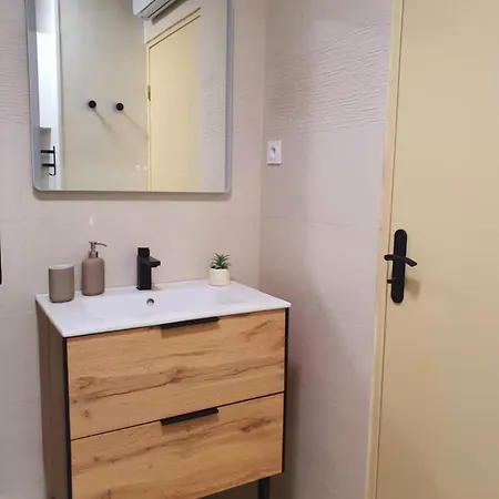 Fully Renovated Apartament Palavas-les-Flots